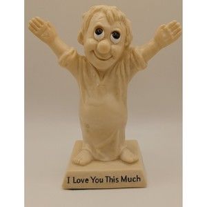 1970 W & R BERRIES Co's "I Love you This Much" Sillisculpt * Made in U.S.A.
